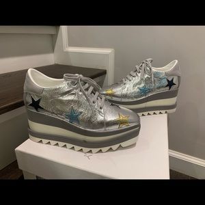 NIBStellaMcCartneyElysePlatformSneaker,Silver,35.5